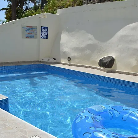 Anemomilos Hotel 2*